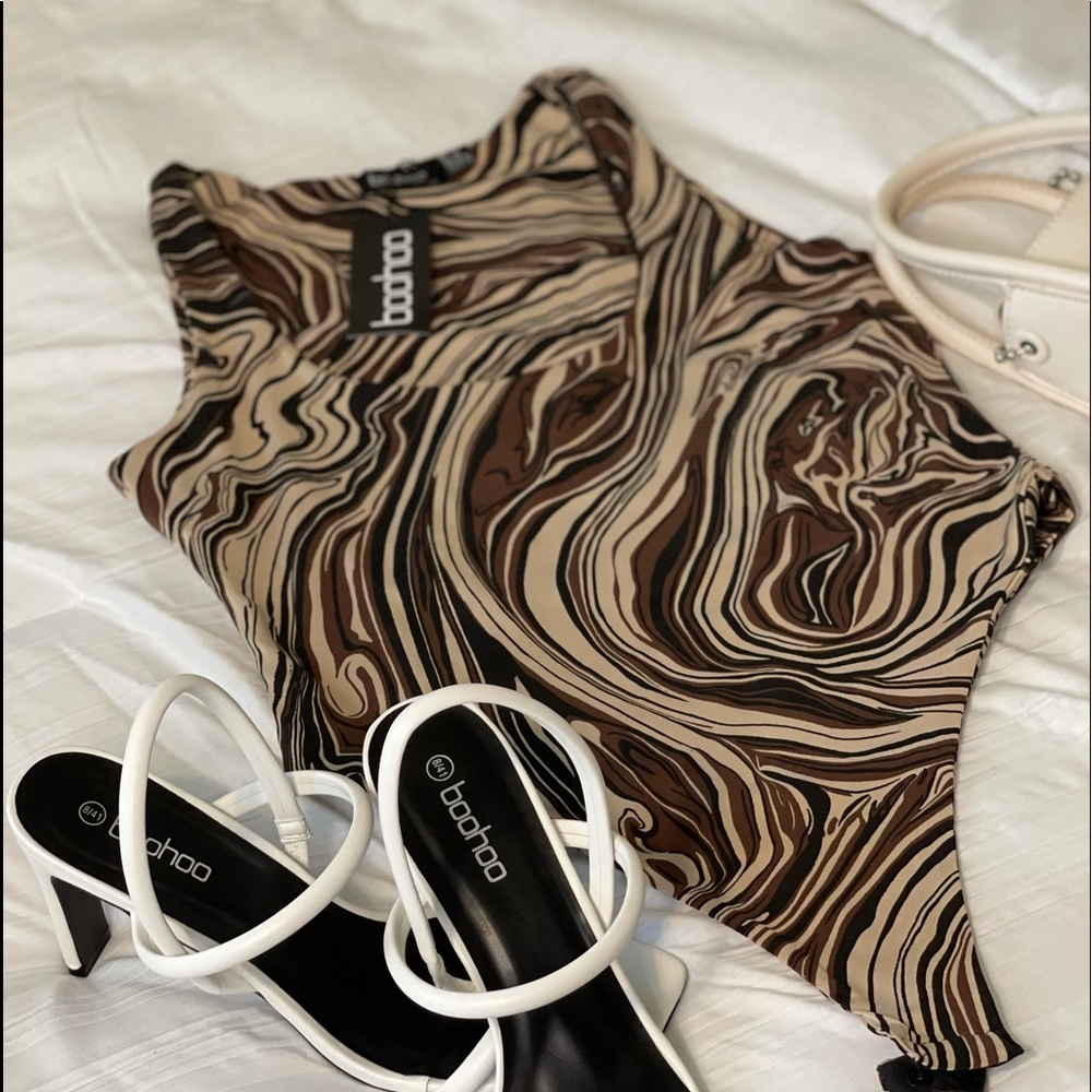 NWT Boohoo Bodysuit